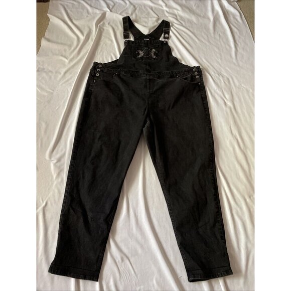 Hot Topic Black Denim Embroidered Overalls Womens Size 4 Adjustable Straps & Sid - Picture 1 of 9
